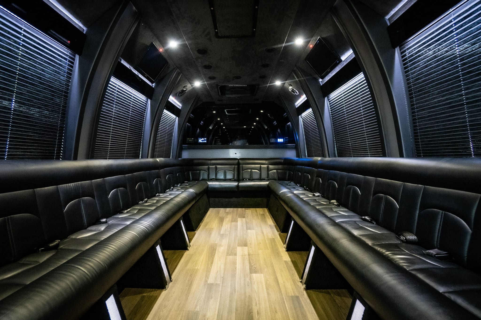 36-pass-limo-bus